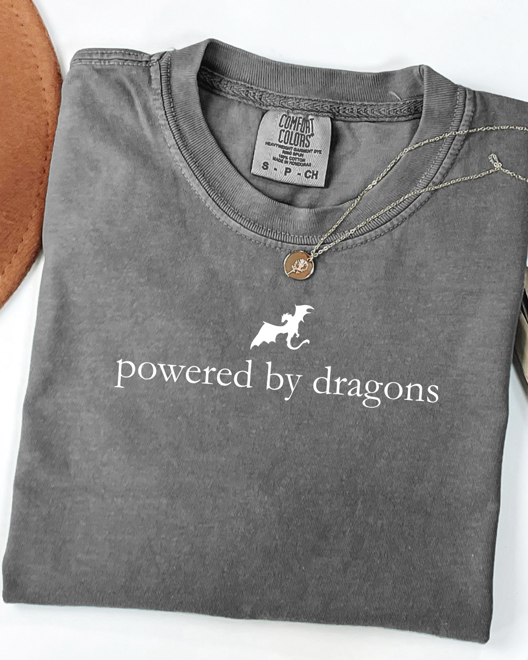 Powered by dragons | T-Shirt